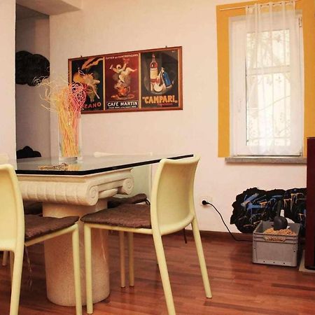 Appartamento Nel Cuore Di Asti Exteriör bild