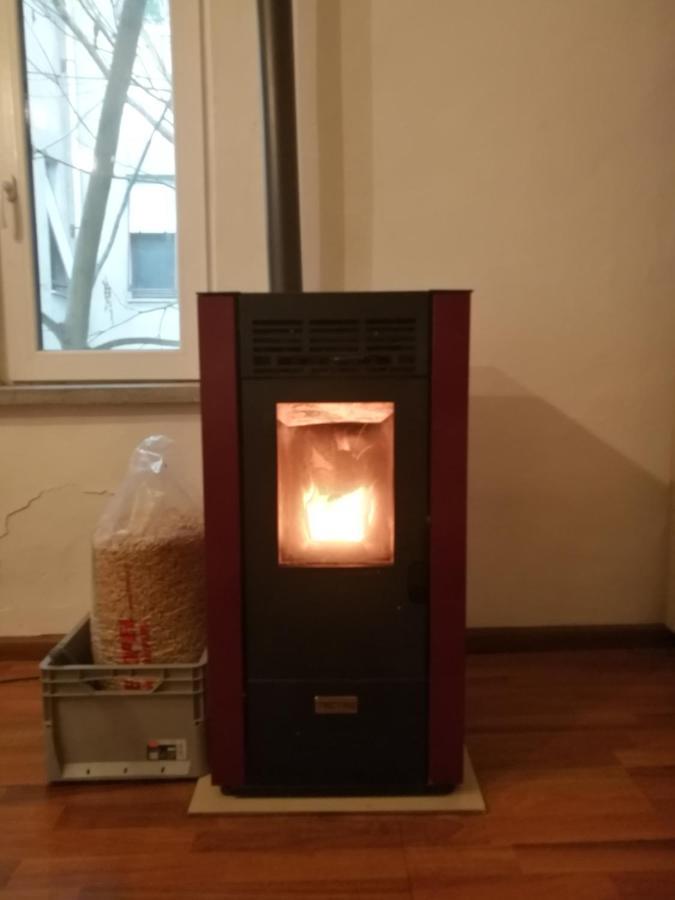 Appartamento Nel Cuore Di Asti Exteriör bild